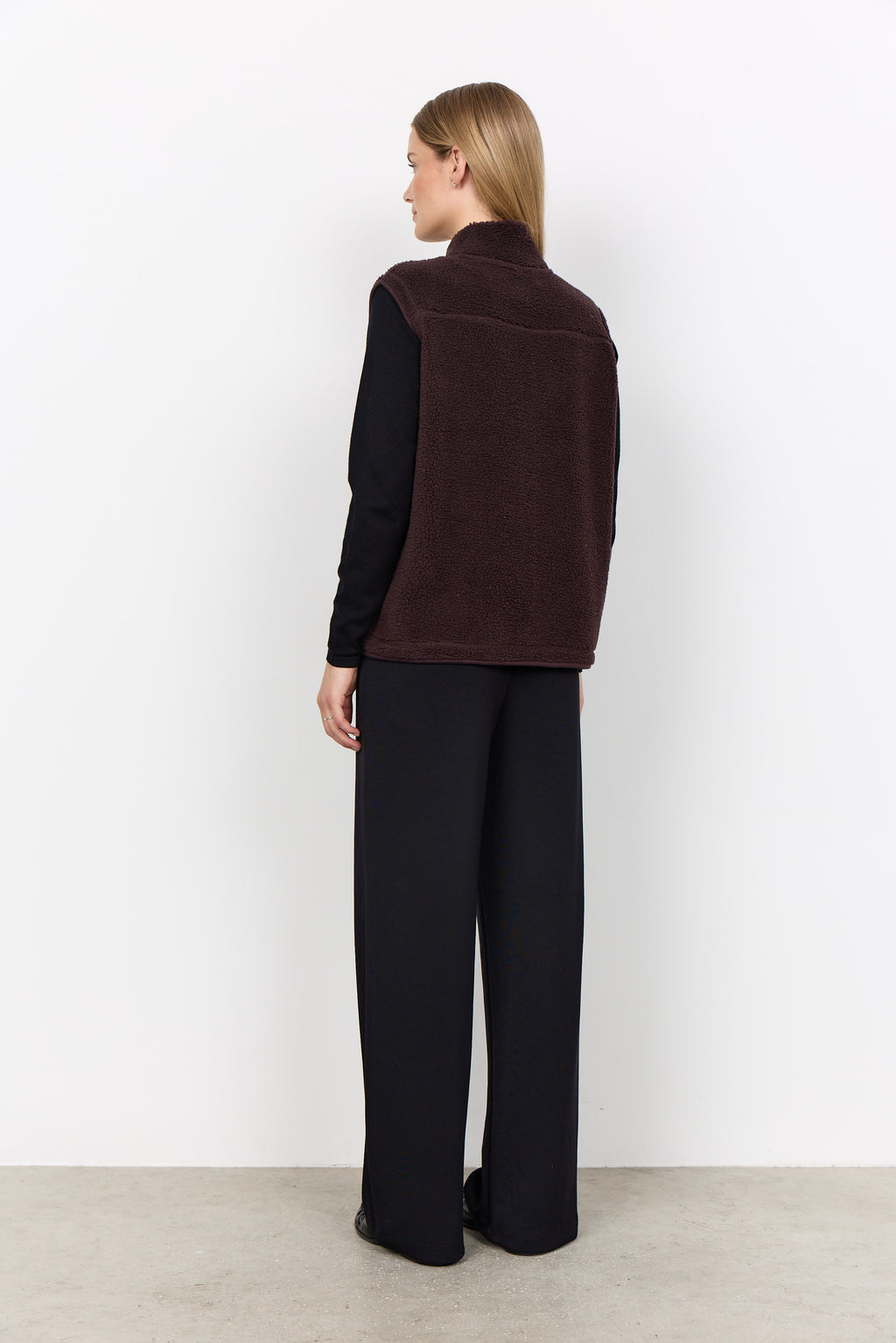 Onyx 3 Pile Vest Women Black | Smilebutiken - Soyaconcept