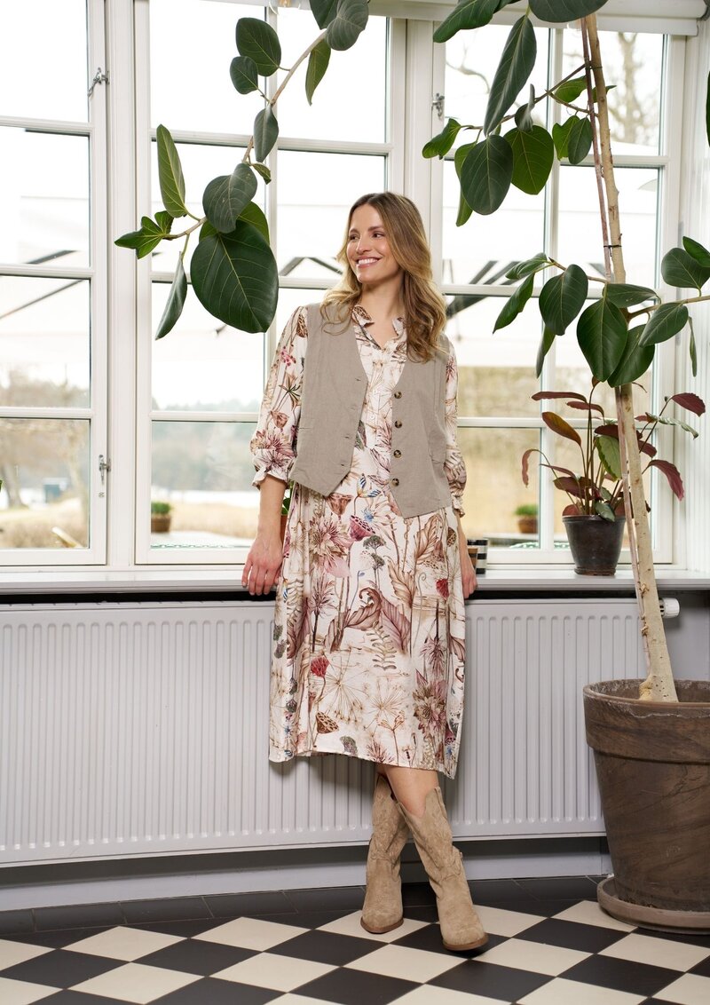 Aries Midi Dress Women Beige Marta du Chateau | Smilebutiken - Marta du Chateau