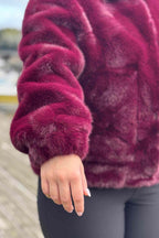 By Clara Aya Jacka Dam Bordeaux Caramelle Fashion