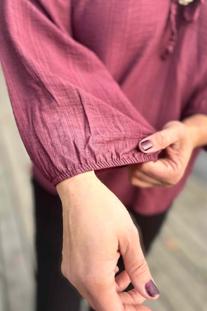 Chica London Corey Blus Med Spänne Dam Bordo CARAMELLE FASHION