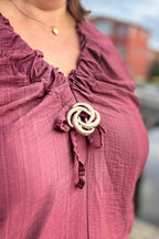 Chica London Corey Blus Med Spänne Dam Bordo CARAMELLE FASHION