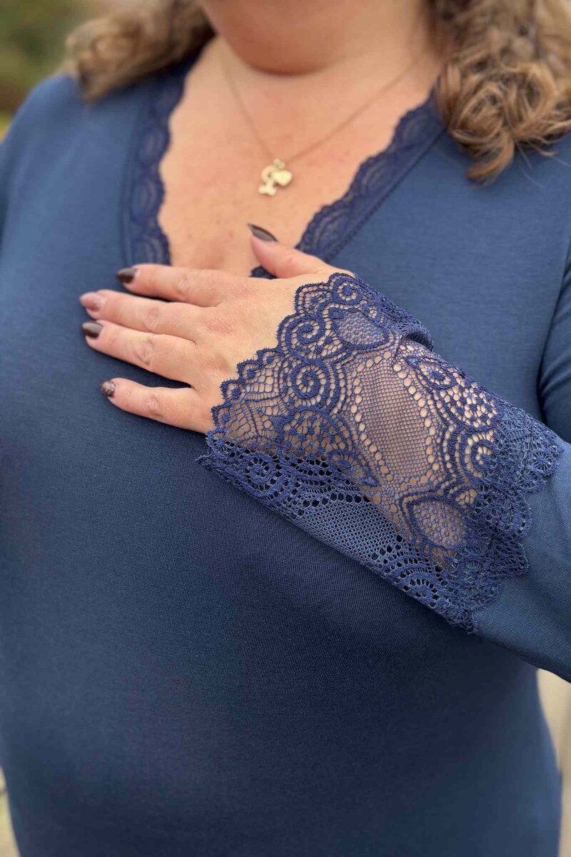 Chica London Gwynne Long Sleeve Lace Top Women Navy - Caramelle Fashion