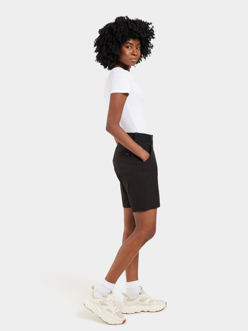 Maja Shorts Women Black Didriksons