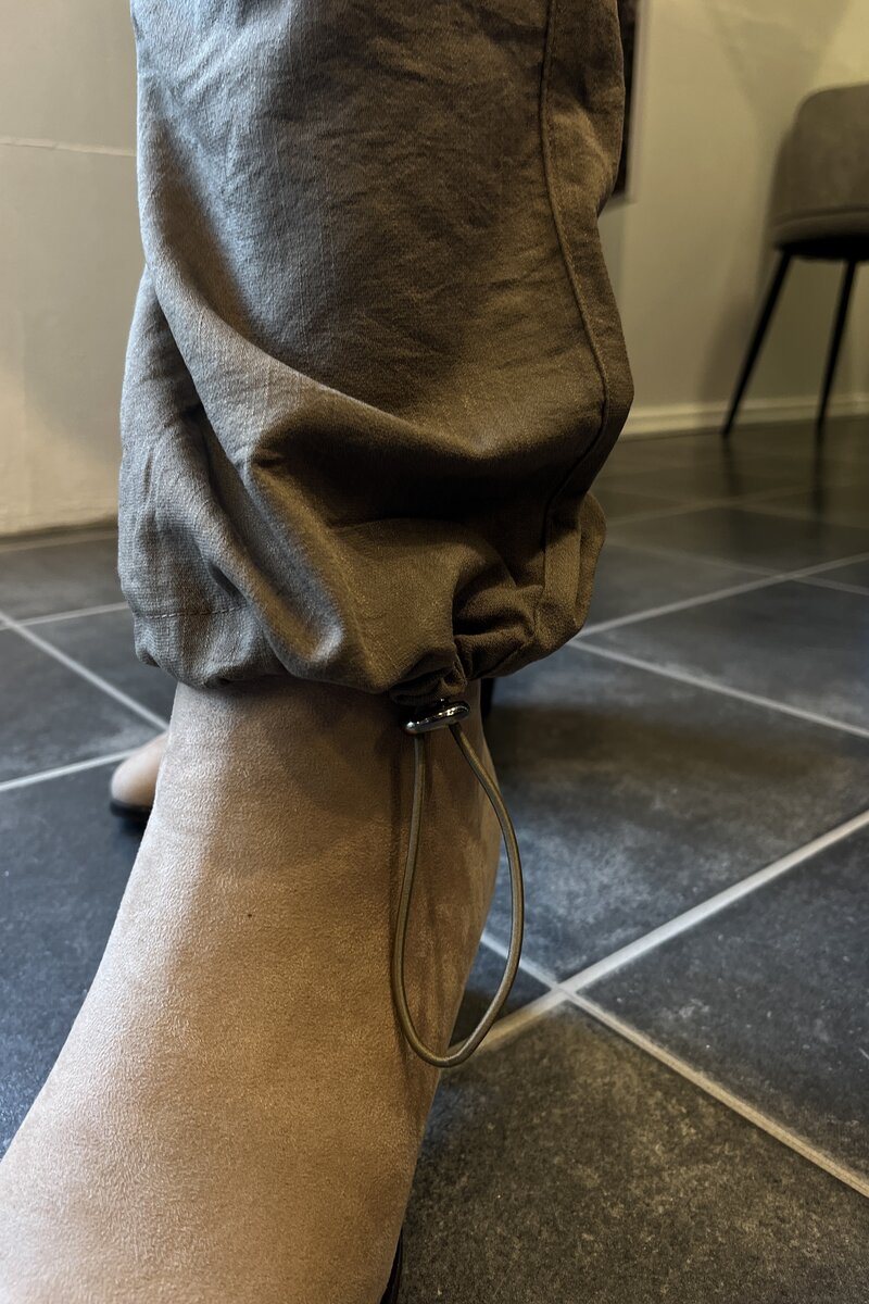 Everyday Cargo Pants Women Morel Freequent
