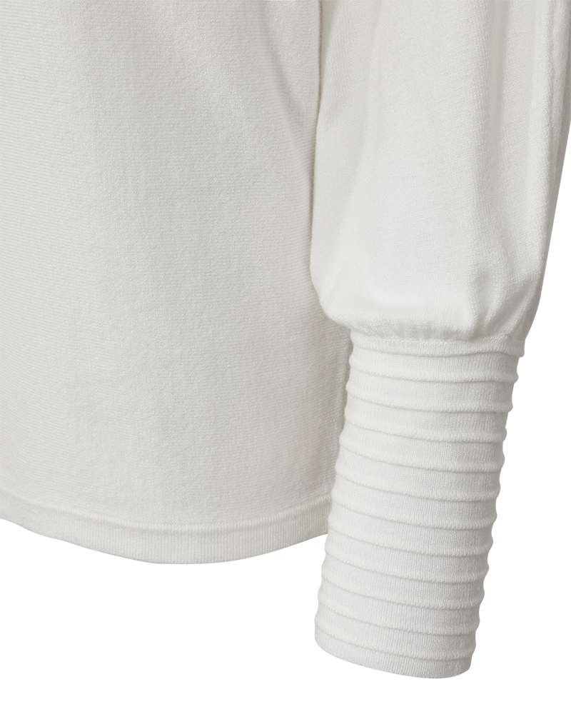 Flow Pullover Dam Offwhite Freequent