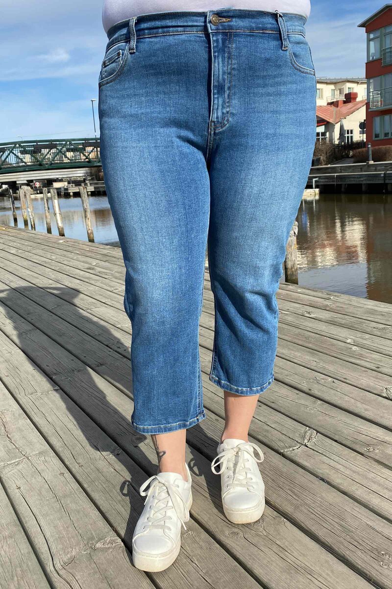 Harlow Denim Capri Dam Vintage Blue Denim Freequent