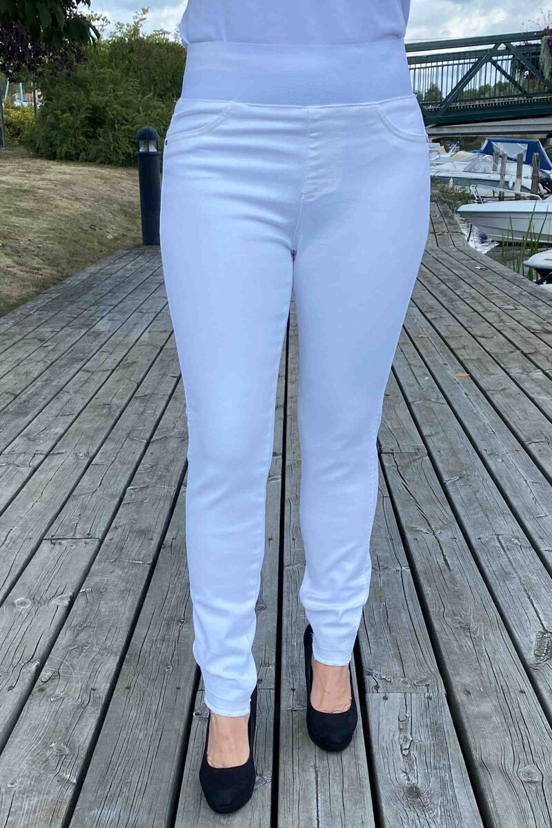 Shantal Denim Ankelbyxor Hög Midja Dam Vit Brilliant White | Smilebutiken - Freequent