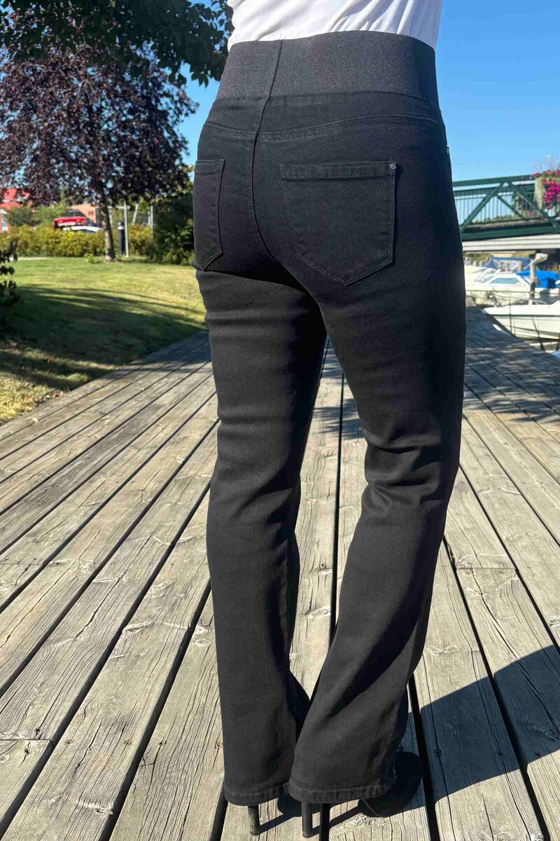 Shantal Bootcut 30 Längd Dam Svart Black Denim | Smilebutiken - Freequent