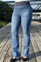 Shantal Bootcut 30 Längd Dam Mellanblå Medium Blue Denim | Smilebutiken - Freequent