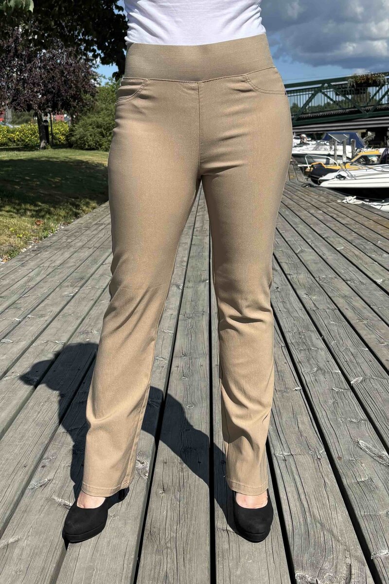 Shantal Bootcut 30 Längd Power Dam Beigebrun Silver Mink | Smilebutiken - Freequent