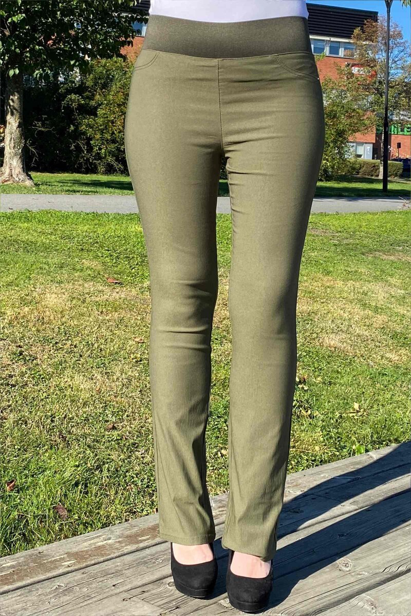 Shantal Bootcut 32 Längd Power Dam Grön Olive Night | Smilebutiken - Freequent