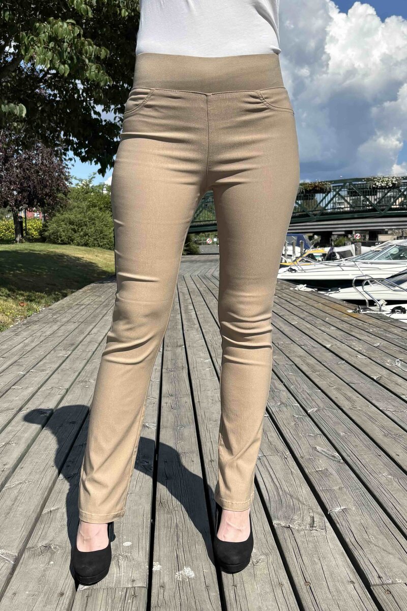 Shantal Bootcut 32 Längd Power Dam Beigebrun Silver Mink | Smilebutiken - Freequent