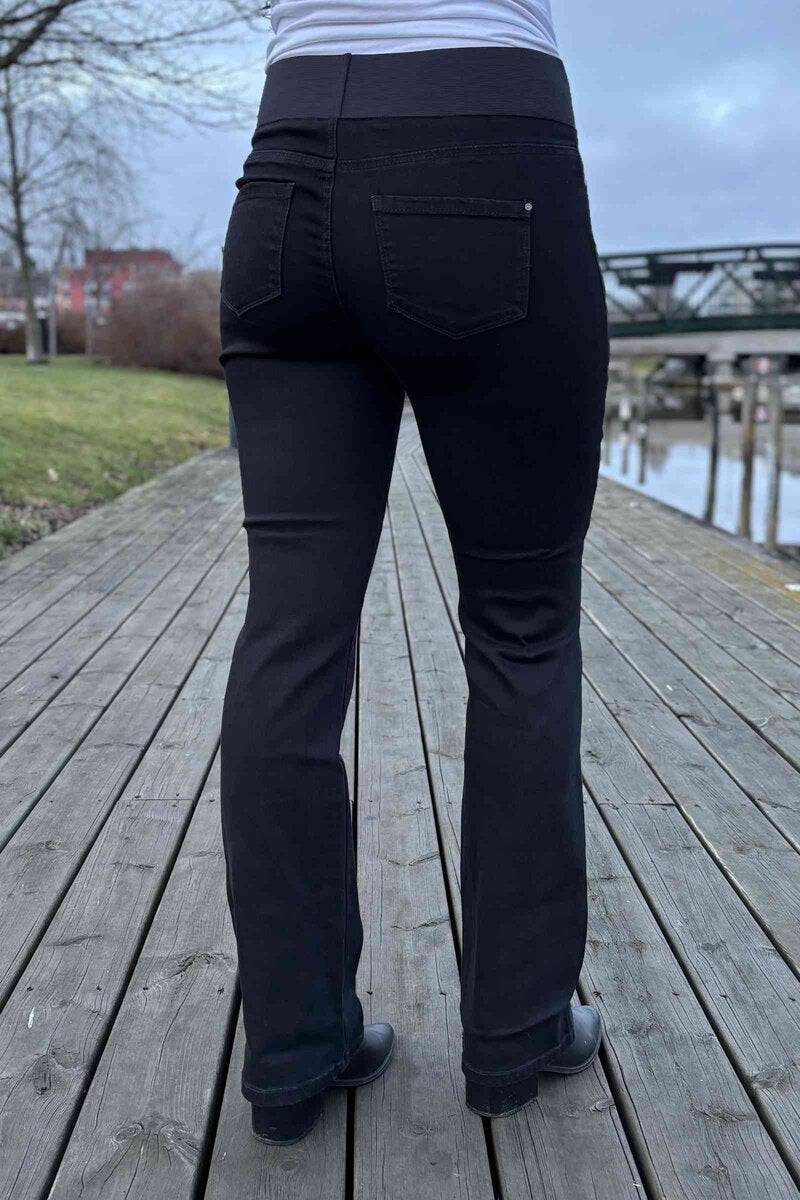 Shantal Bootcut Length 34 Denim Women Black Denim Freequent