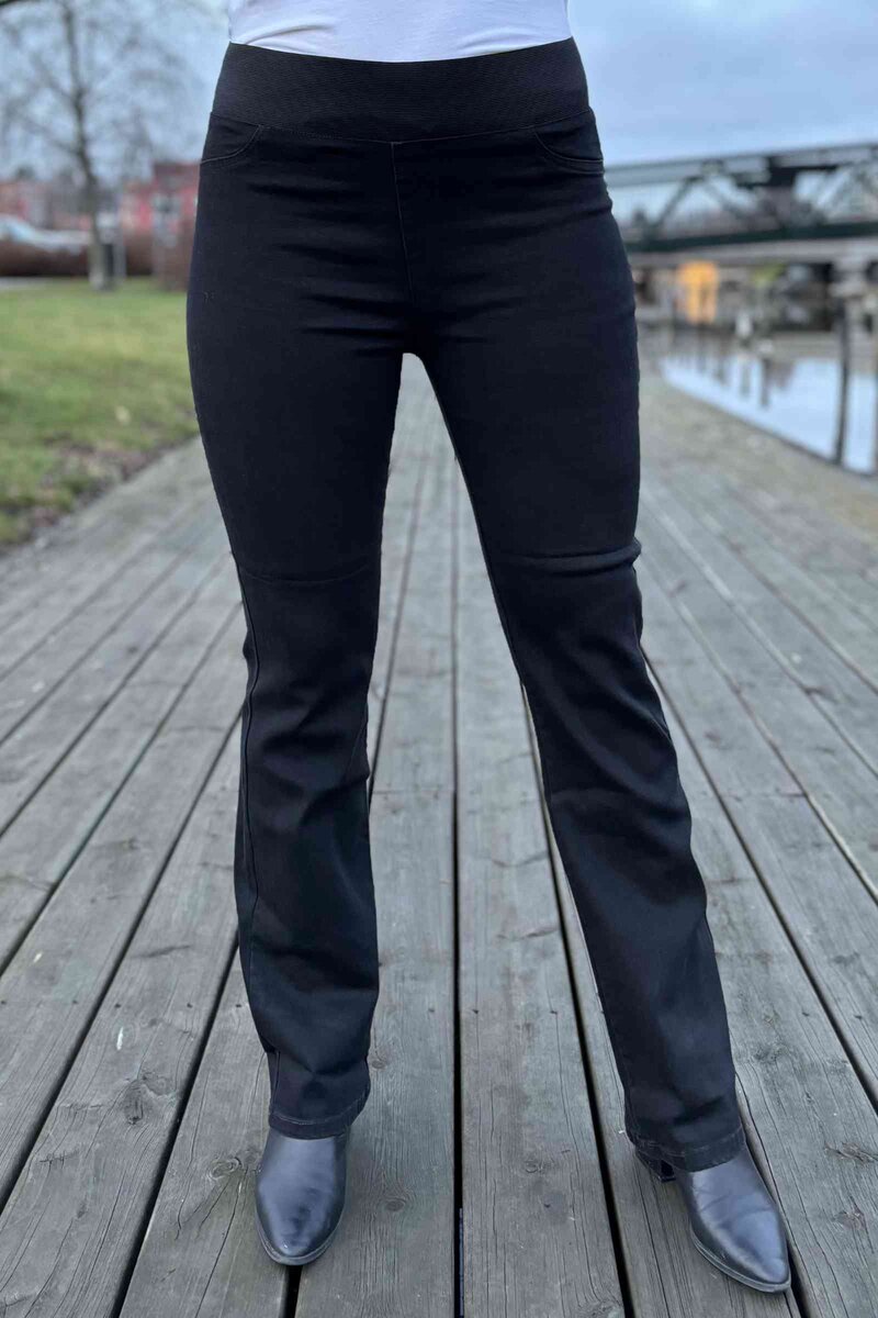 Shantal Bootcut Length 34 Denim Women Black Denim Freequent