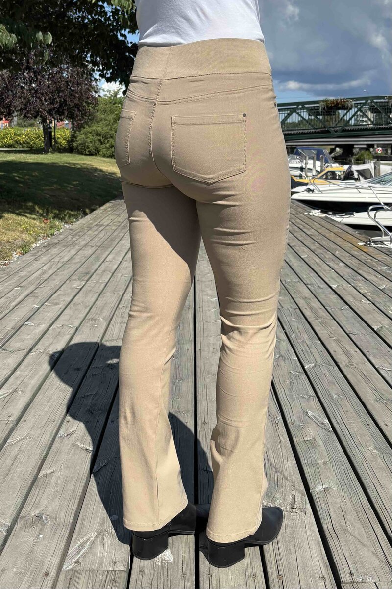 Shantal Bootcut 34 Längd Power Dam Beigebrun Silver Mink | Smilebutiken - Freequent