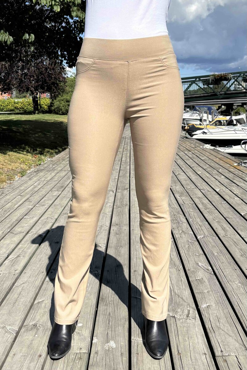 Shantal Bootcut 34 Längd Power Dam Beigebrun Silver Mink | Smilebutiken - Freequent