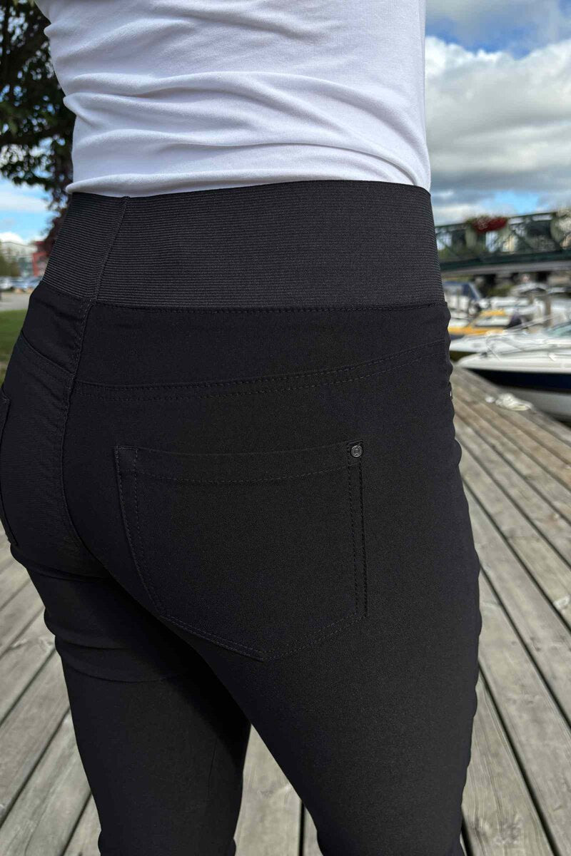 Shantal PA Power Byxa Hög Midja Dam Svart Black | Smilebutiken - Freequent