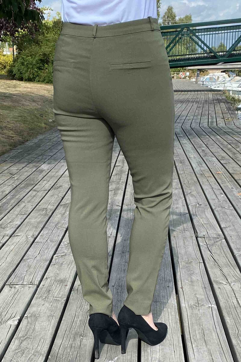 Solvej Ankle Trousers Women Olive Night Freequent