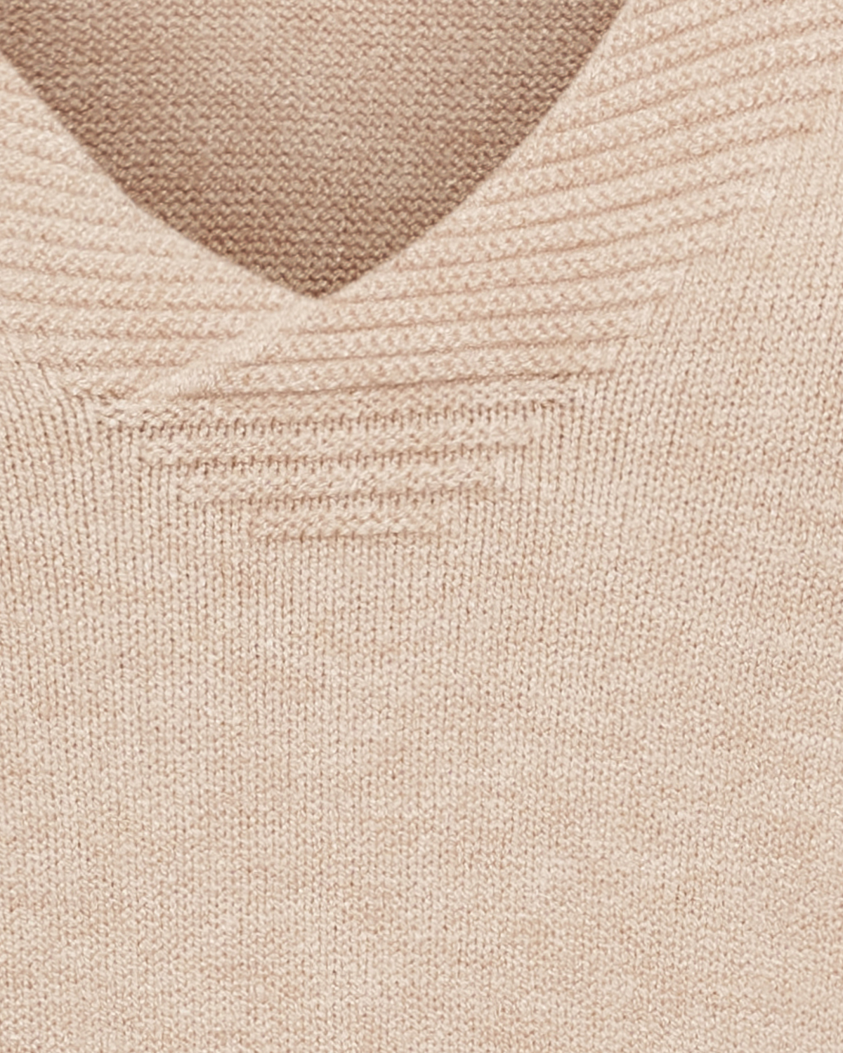 Inaya V-ringad Pullover Dam Beige Camello Mel | Smilebutiken - Marta du Chateau