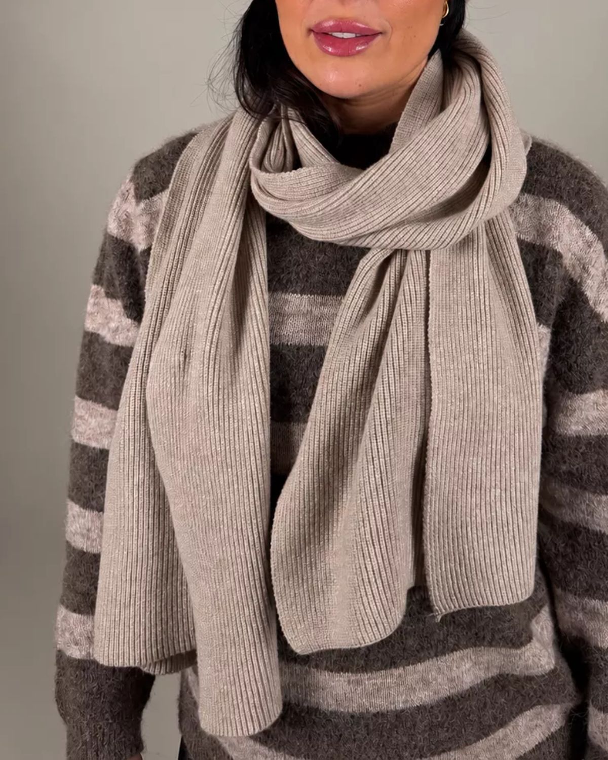 Joanna Halsduk Dam Beige | Smilebutiken - Camicia