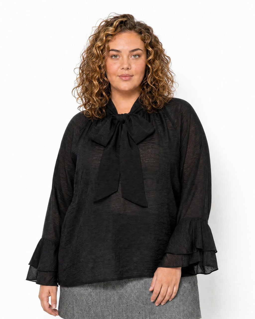 Judit 4 Blus med knyt Dam Svart Black | Smilebutiken - Wasabiconcept