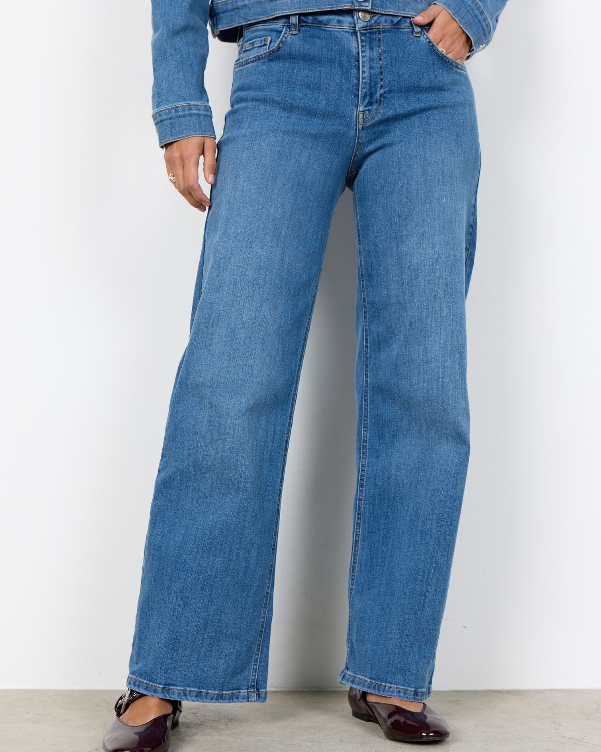 Kimberly Raka Jeans 24-B Dam Medium Blue Denim | Smilebutiken - Soyaconcept
