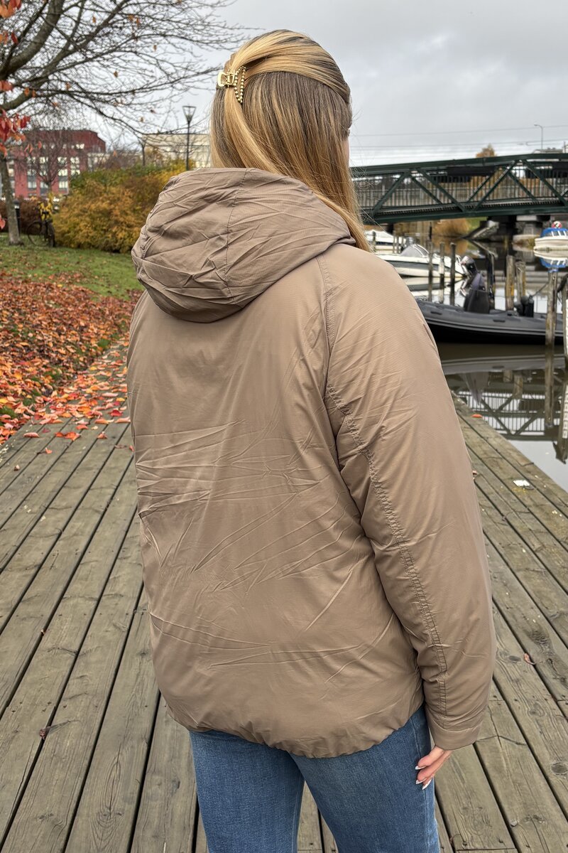 Alira Jacka Dam Caribou Kopenhaken