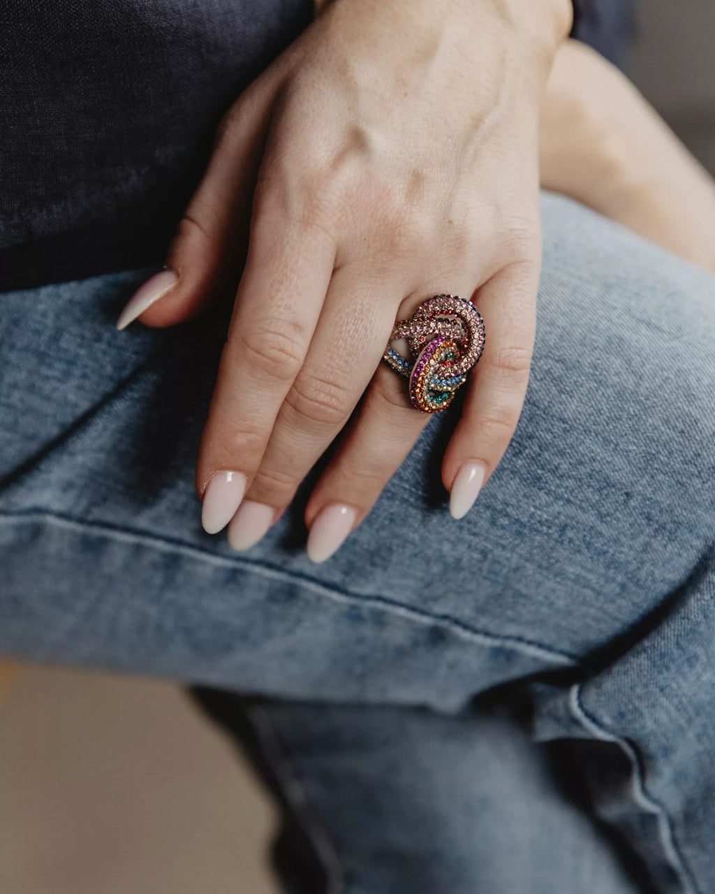 London Glitterring med Knut Multifärgad Guld | Smilebutiken - Camicia