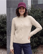 Lucille Stickad Tröja med Låg Polo Dam Beige Oat Milk Beige Mel | Smilebutiken - Cecil