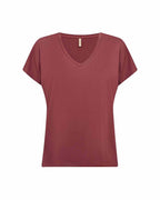 Marica V-neck T-shirt Ladies Oxblood Red | Smilebutiken - Soyaconcept