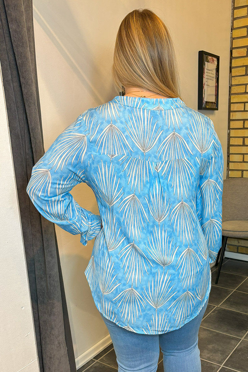 Astrid V-ringad Blus Dam Sky Marta du Chateau