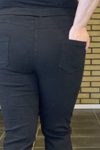 Kalie Ankle Pants Women Black Marta du Chateau