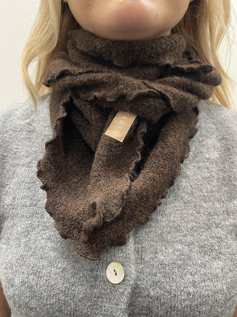 Scarf 2 Dam Brown Marta du Chateau