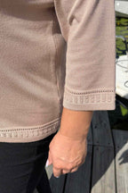 Khloe Rundhalsad Pullover Dam Camel Micha
