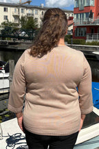 Khloe Rundhalsad Pullover Dam Camel Micha