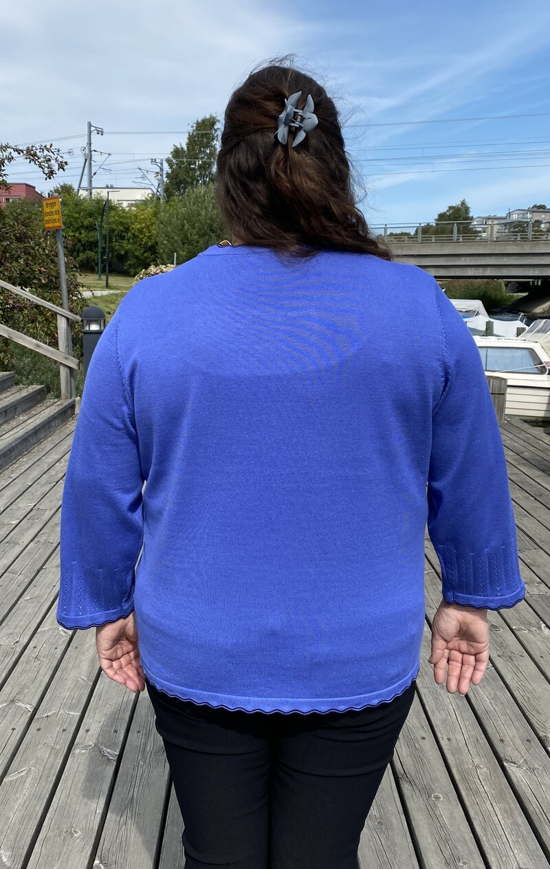 Candy Crew Neck Pullover Ladies Laven Blue Micha