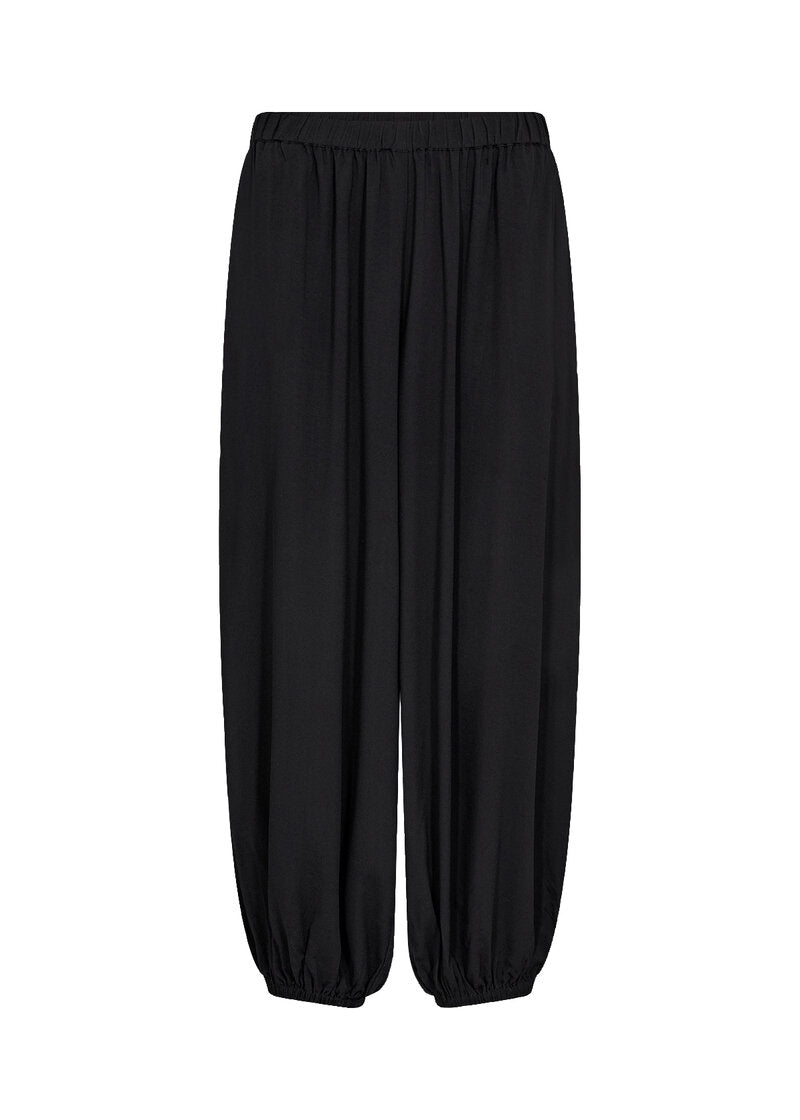 Radia 239 Ankelbyxa Dam Black | Smilebutiken - Soyaconcept