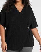 Sanja 8 Omlottblus med glitter Svart Black Combi | Smilebutiken - Wasabiconcept