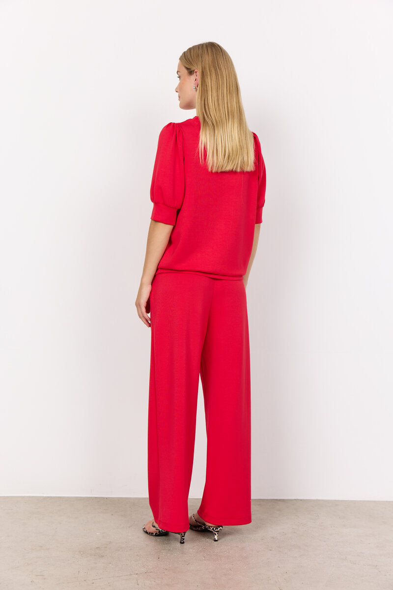 Banu 83 Jumper Women Lipstick Soyaconcept