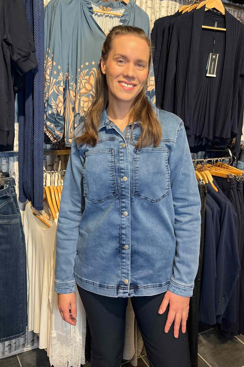 Nadira 15 Skjorta Dam Medium Blue Soyaconcept
