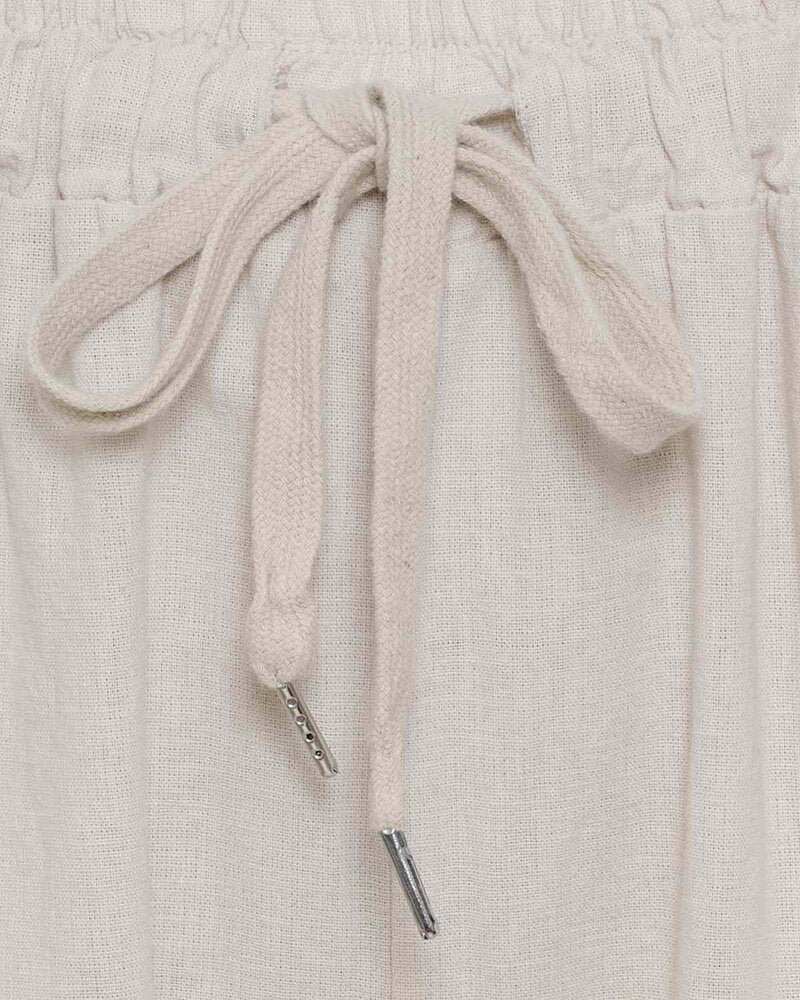 Thilde Long Shorts Women Beige Marta du Chateau | Smilebutiken - Marta du Chateau