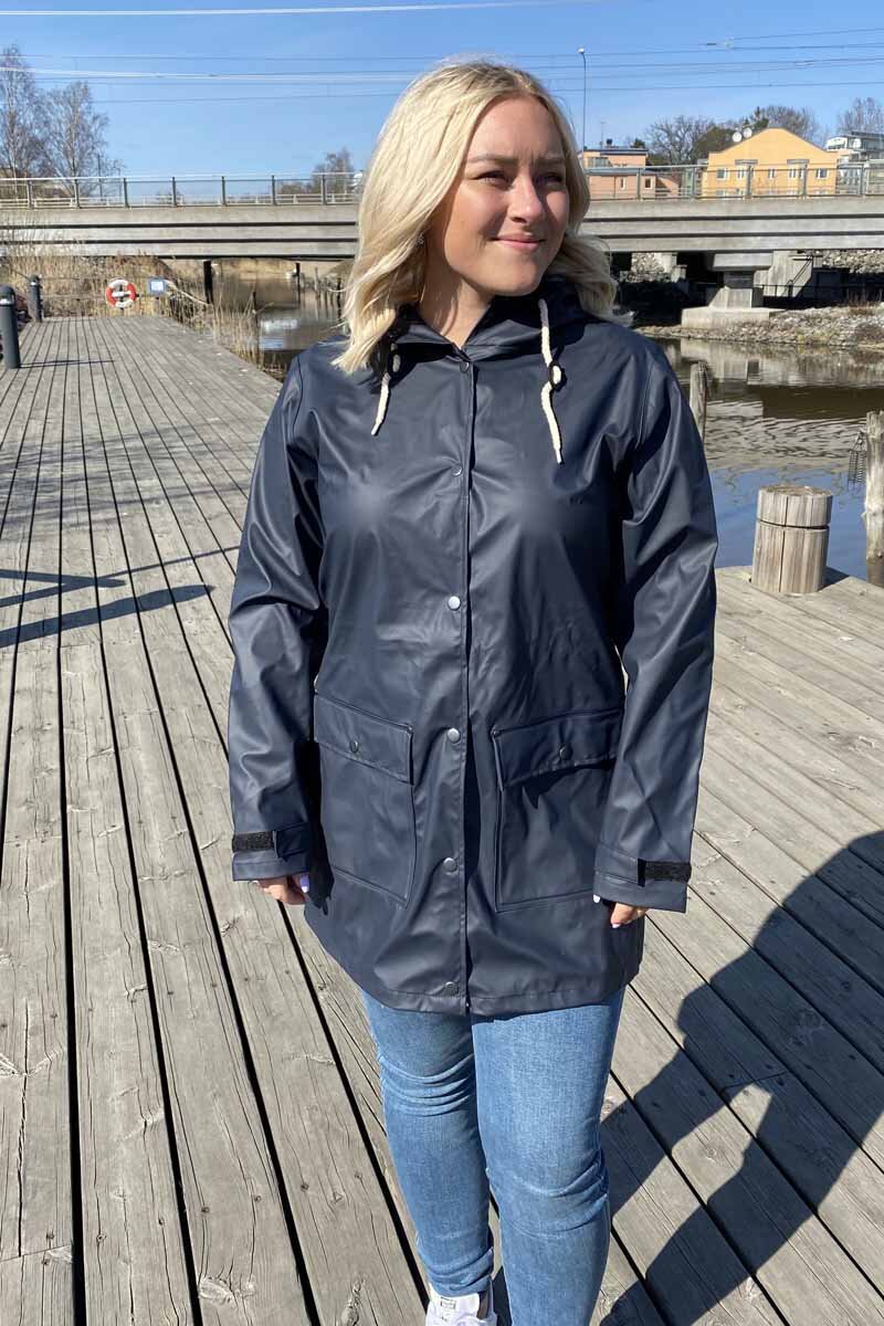 Mia Regnjacka PU Dam Dark Navy - Tuxer