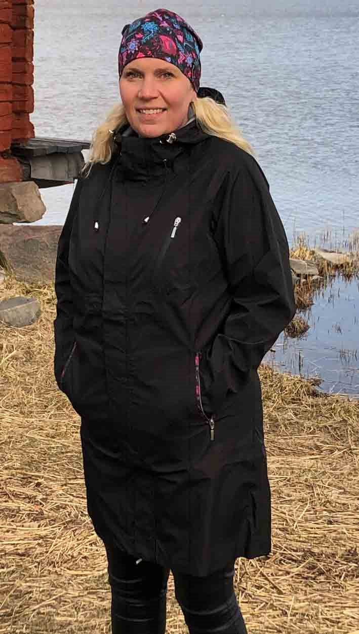 Anna 3L Skalkappa Dam Svart - Way of Sweden