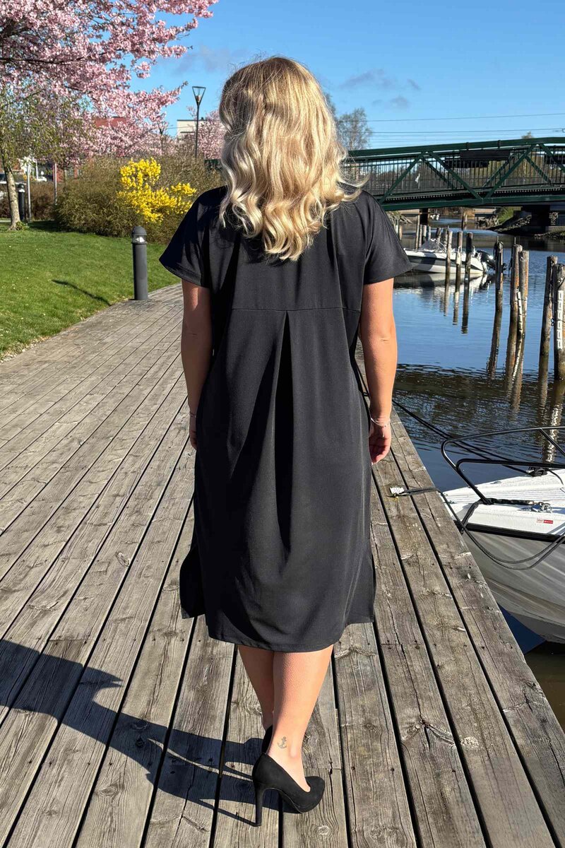Carina Klänning Dam Black Way of Sweden
