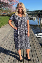 Carina Klänning Dam Fantasy Black Way of Sweden