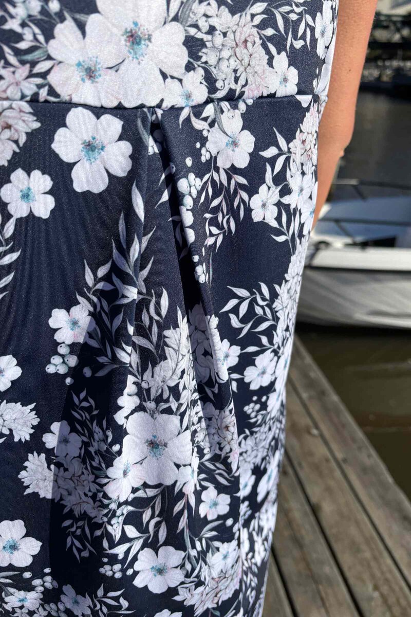 Carina Klänning Dam Flow Dark Navy Way of Sweden