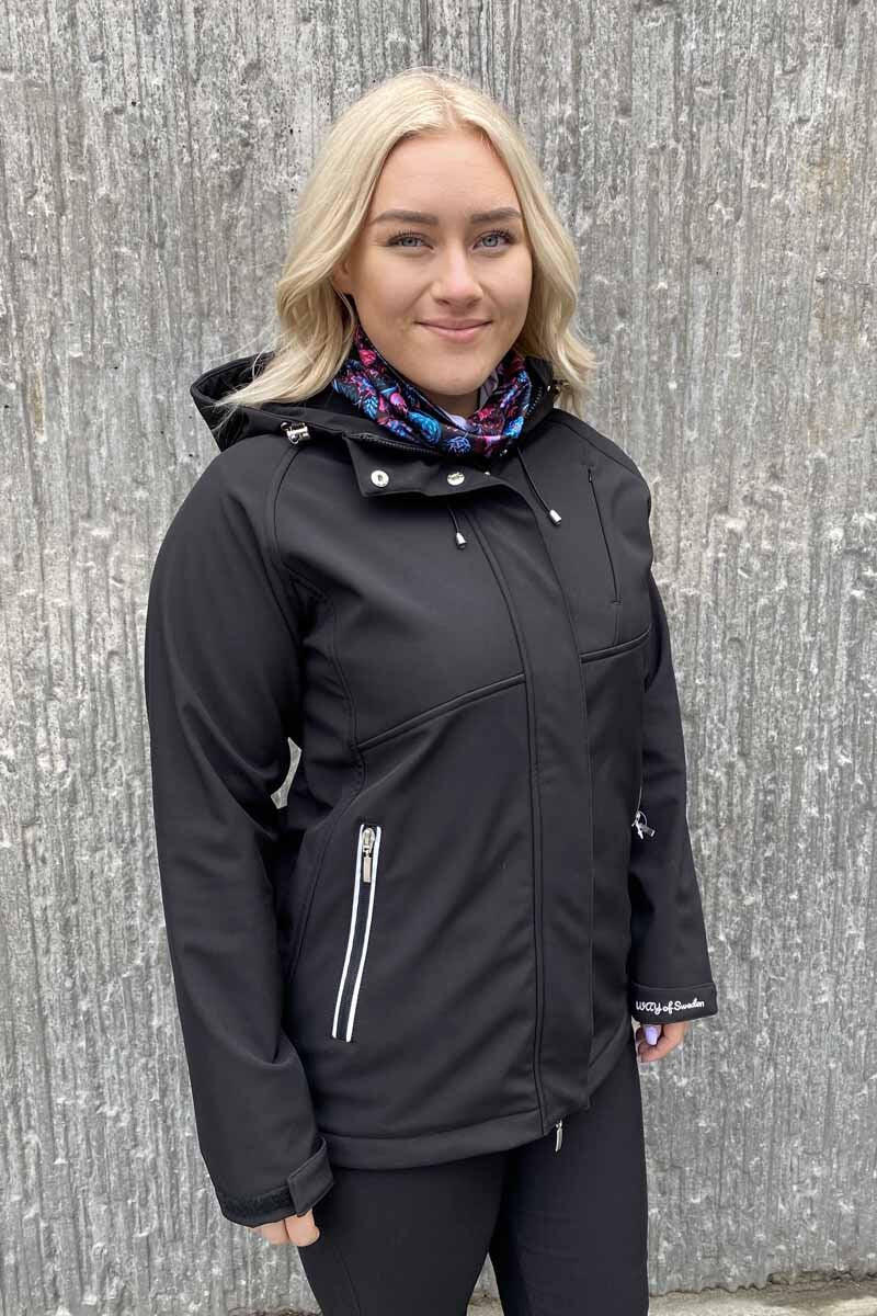 Ebba Softshelljacka Dam Svart - Way of Sweden
