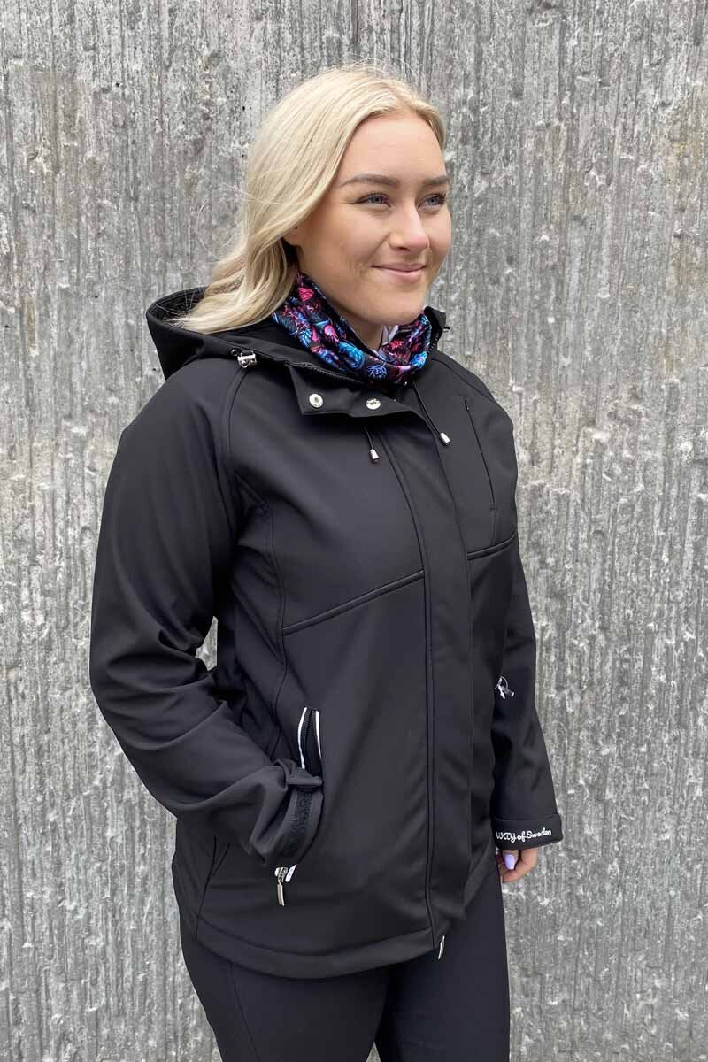 Ebba Softshelljacka Dam Svart - Way of Sweden
