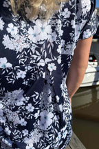 Lovisa Topp Dam Flow Dark Navy Way of Sweden