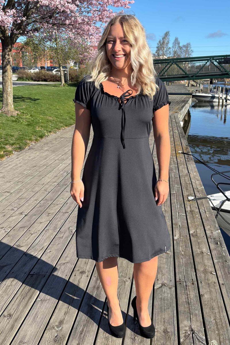 Maria Klänning Dam Black Way of Sweden